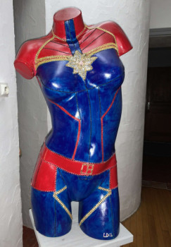 Œuvre contemporaine nommée « Captain Marvel », Réalisée par LD