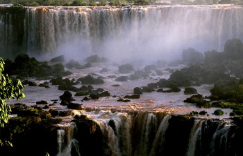 Œuvre contemporaine nommée « Iguaçu Falls. Brazil », Réalisée par DOMINIQUE LEROY