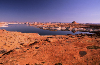 Œuvre contemporaine nommée « Lac Powell. Arizona », Réalisée par DOMINIQUE LEROY