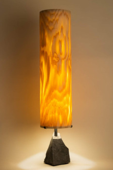 Œuvre contemporaine nommée « Lampe bois translucide », Réalisée par GEORGES EVALERY
