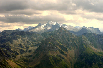 Œuvre contemporaine nommée « Les Hautes-Pyrénées...... », Réalisée par PHILIPPE BERTHIER