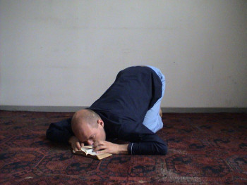Œuvre contemporaine nommée « reading to the core (obsession) », Réalisée par DAVID SROCZYNSKI