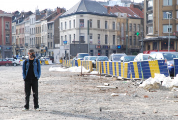 Œuvre contemporaine nommée « gas mask-brussels-2007 », Réalisée par DAVID SROCZYNSKI