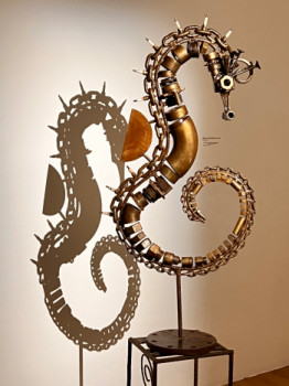 Œuvre contemporaine nommée « Cheval de mer », Réalisée par TOUSSAINT PIMENTA DA COSTA