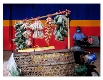 Œuvre contemporaine nommée « En gare de Sihanoukville », Réalisée par DAVID.B
