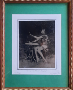Œuvre contemporaine nommée « La grande chèvre à l'apero », Réalisée par JEAN-LUC SIGEL