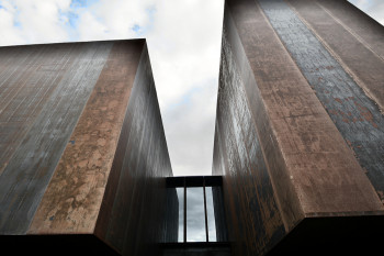 Œuvre contemporaine nommée « Musée Soulages Rodez », Réalisée par LOIC