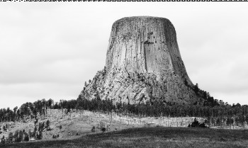 Œuvre contemporaine nommée « Devil's Tower », Réalisée par JACQUES LE PAPE