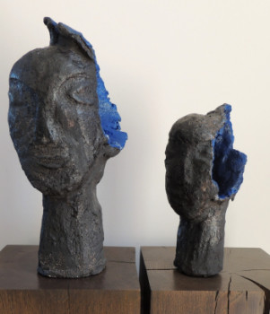 Œuvre contemporaine nommée « THINKING BLUE », Réalisée par ELENI PAPPA TSANTILIS
