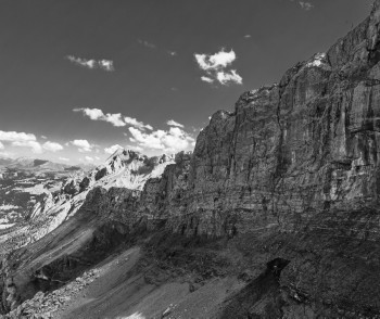 Œuvre contemporaine nommée « La roche », Réalisée par JOHN_PHOTOGRAPHE