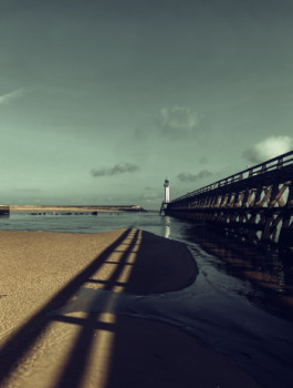 Œuvre contemporaine nommée « Phare de bord de mer », Réalisée par ANTHONY PLONQUET