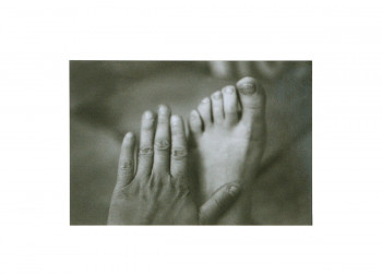 Œuvre contemporaine nommée « main et pied », Réalisée par LUISA NEIGE