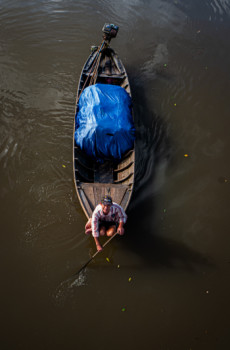 Œuvre contemporaine nommée « Battelier du mekong », Réalisée par DAVID.B