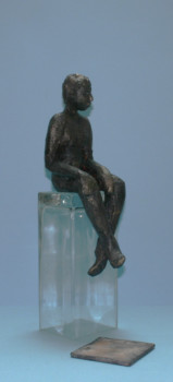 Œuvre contemporaine nommée « H assis sur verre », Réalisée par ISABELLE MOTTE