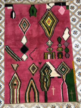 Œuvre contemporaine nommée « Tapis berbere coloré », Réalisée par ART & DECO