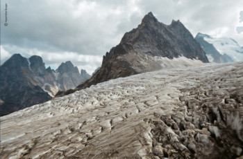 Œuvre contemporaine nommée « Glissé », Réalisée par HYACINTHE BURGER