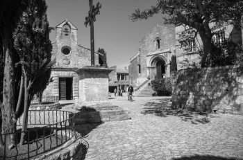 Œuvre contemporaine nommée « BAUX DE PROVENCE », Réalisée par WILLIAMSPHOTOGRAPHIE