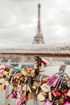 Œuvre contemporaine nommée « Padlocked love in Paris », Réalisée par BOKEH