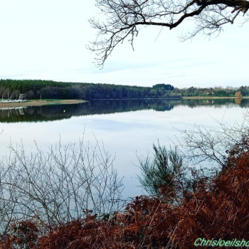 Œuvre contemporaine nommée « Lac Moulin Papon », Réalisée par CHRISLOEILSHOOTS