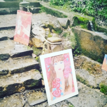 Œuvre contemporaine nommée « Innocence et St Ulrich à la source St Ulrich de Wittersheim », Réalisée par ELLE *