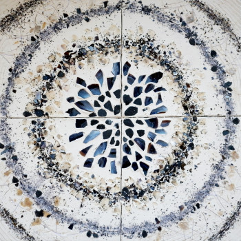 Œuvre contemporaine nommée « Nacres », Réalisée par Mā