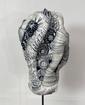 Œuvre contemporaine nommée « SCLPTURE ART TEXTILES REF STONE », Réalisée par YASMINA KIJEK