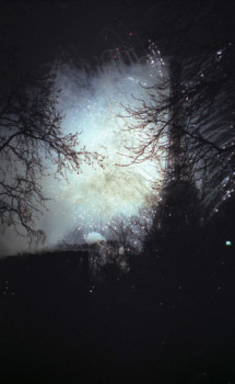 Œuvre contemporaine nommée « Feu d'artifice An 2000 Tour Eiffel », Réalisée par SARCIE