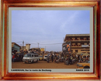 Œuvre contemporaine nommée « Cameroun, sur la route de dschang 2010 », Réalisée par EMILE RAMIS