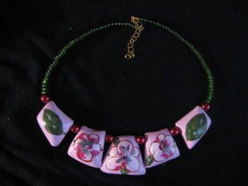 Œuvre contemporaine nommée « BIJOUX collier (ESPRIT PRINTEMPS) », Réalisée par AMELIE AMELOT