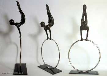 Œuvre contemporaine nommée « Equilibre », Réalisée par XAVIER COLIN