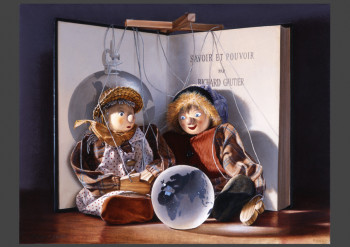Œuvre contemporaine nommée « les marionettes », Réalisée par GAUTIER