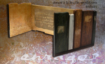 Œuvre contemporaine nommée « Retable Voltaire », Réalisée par PITTOREX