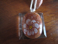 pendentif-01-fleur-stylisee