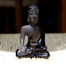 bouddha-siddharta-gautama-taille-pierre-semi-precieuse-obsidienne-noire-meditation-spiritualite