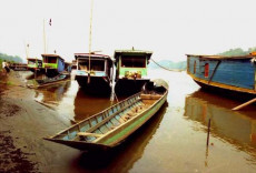 bateau-traditionel-mekong-luang-pabang-laos