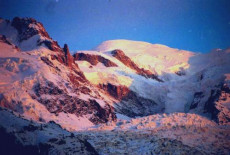 couchee-soleil-sur-le-mont-blanc-et-glacier-des-bosson