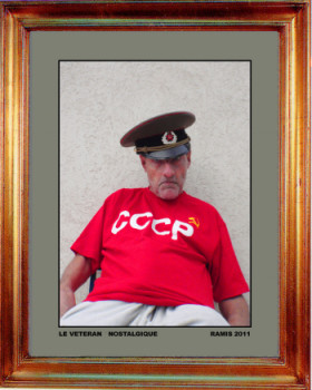 Œuvre contemporaine nommée « Russie, le veteran nostalgique 2010 », Réalisée par EMILE RAMIS